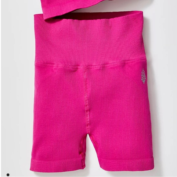 Free People Happiness Runs Ribbed Shorts In Neon Pink. NWOT! Sz XS/S & M/L - Picture 2 of 8